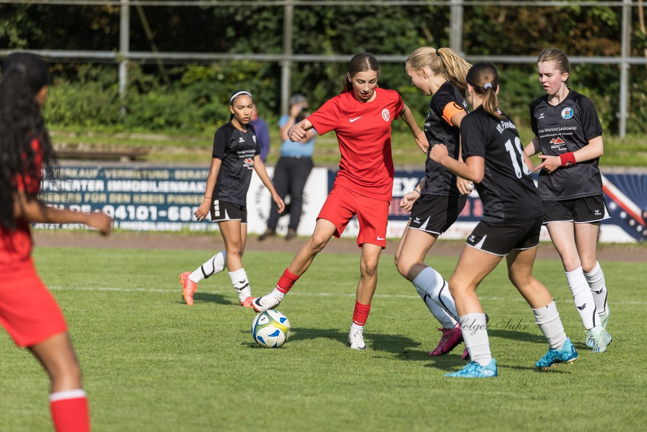 Bild 316 - wCJ VfL Pinneberg - Eimsbuetteler TV : Ergebnis: 0:5